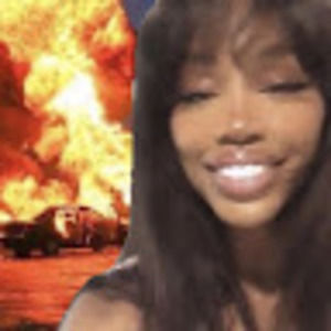 Meet your Posher, Ava